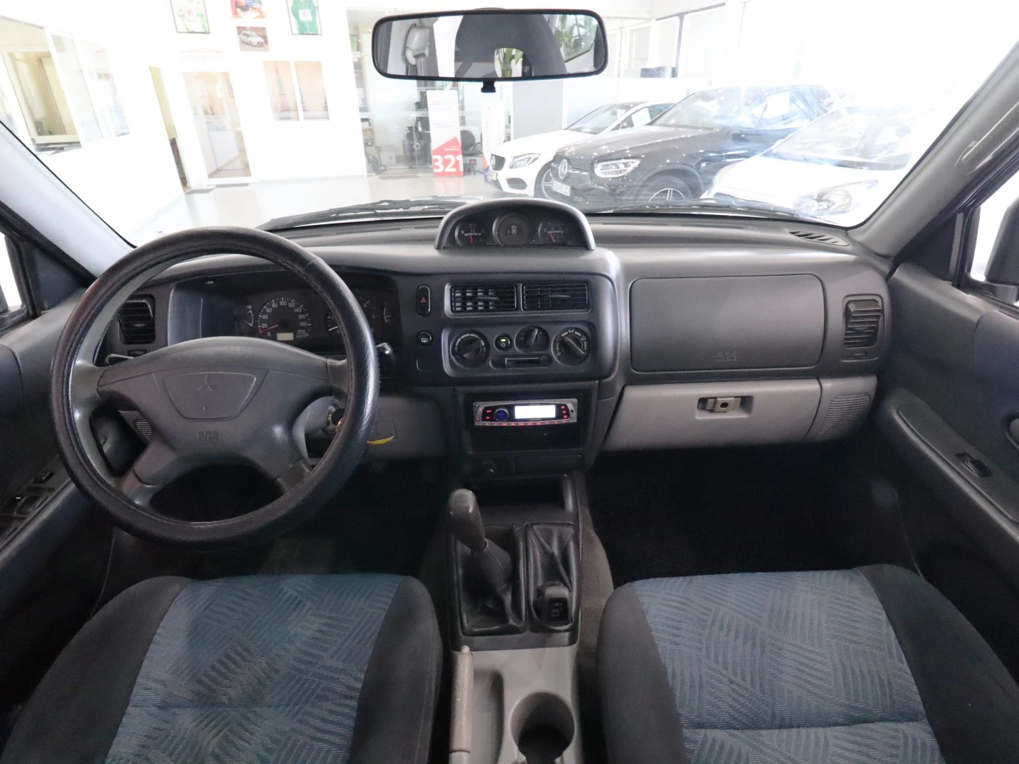 Mitsubishi Pajero Sport 2.5 TD GLS
