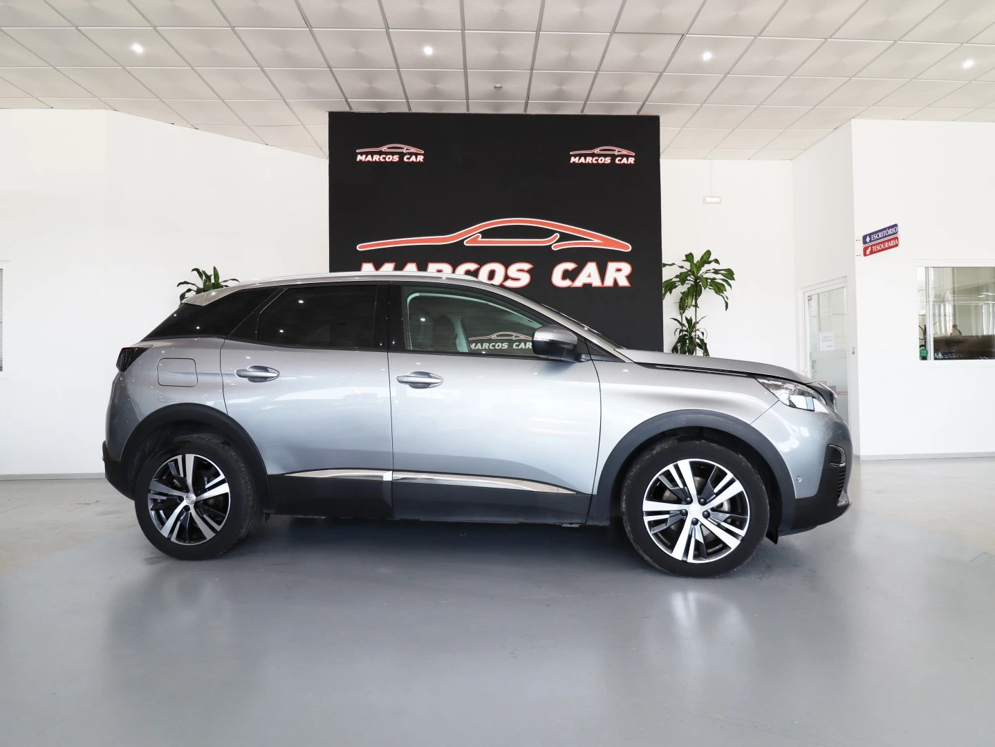 Peugeot 3008 1.5 BlueHDi Allure