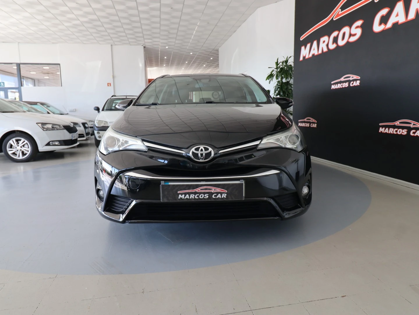 Toyota Avensis Touring Sports 1.6 D-4D Exclusive+GPS