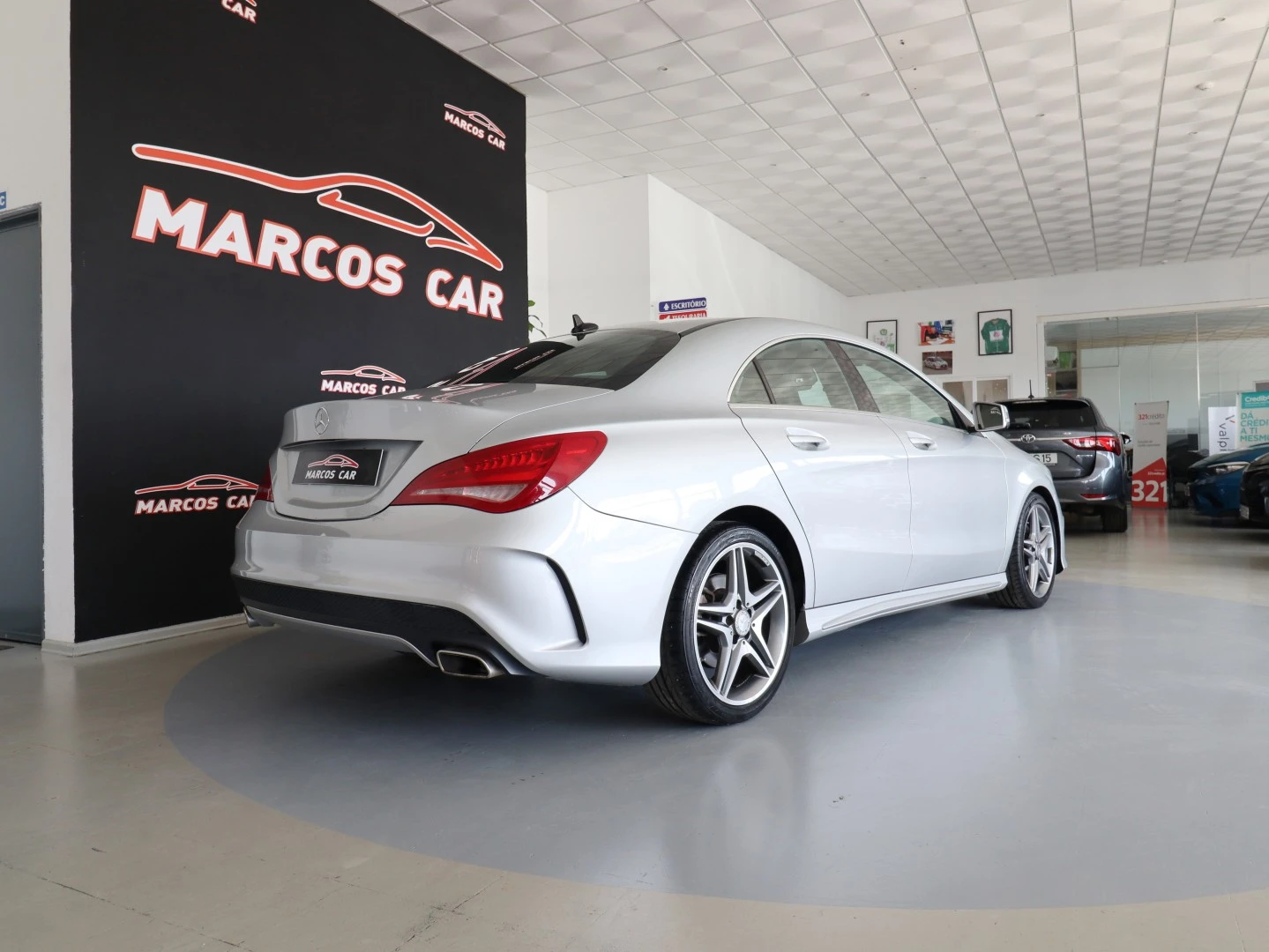 Mercedes-Benz CLA 180 CDi AMG Line