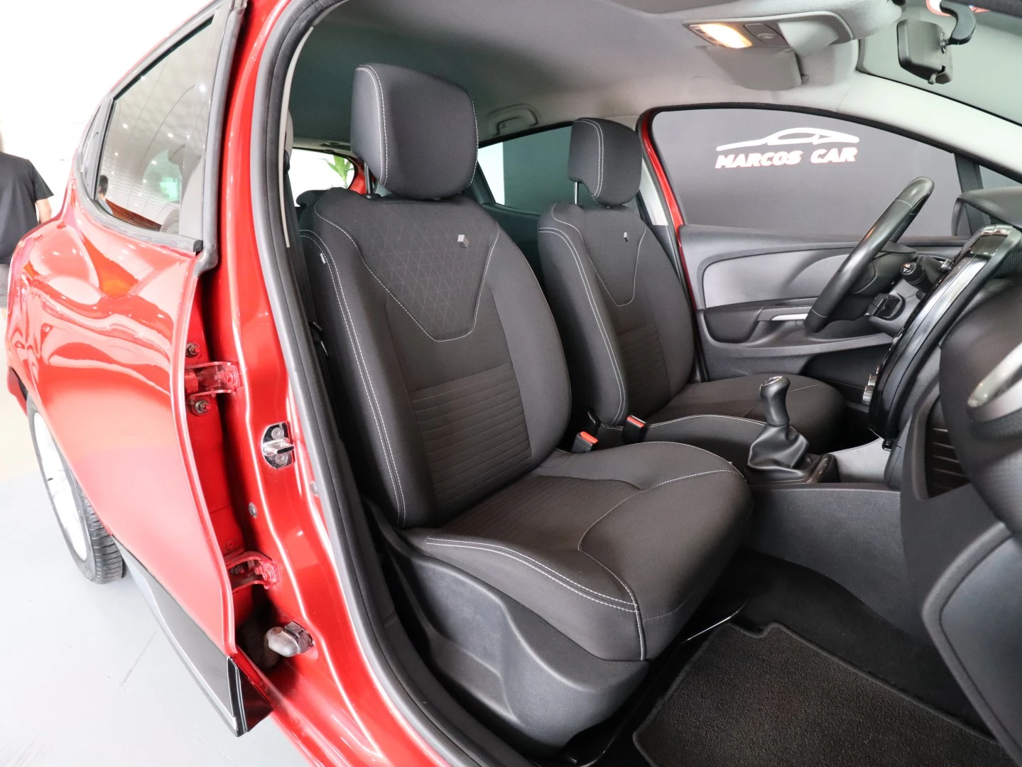 Renault Clio (Energy) TCe 90 Start & Stop LIMITED