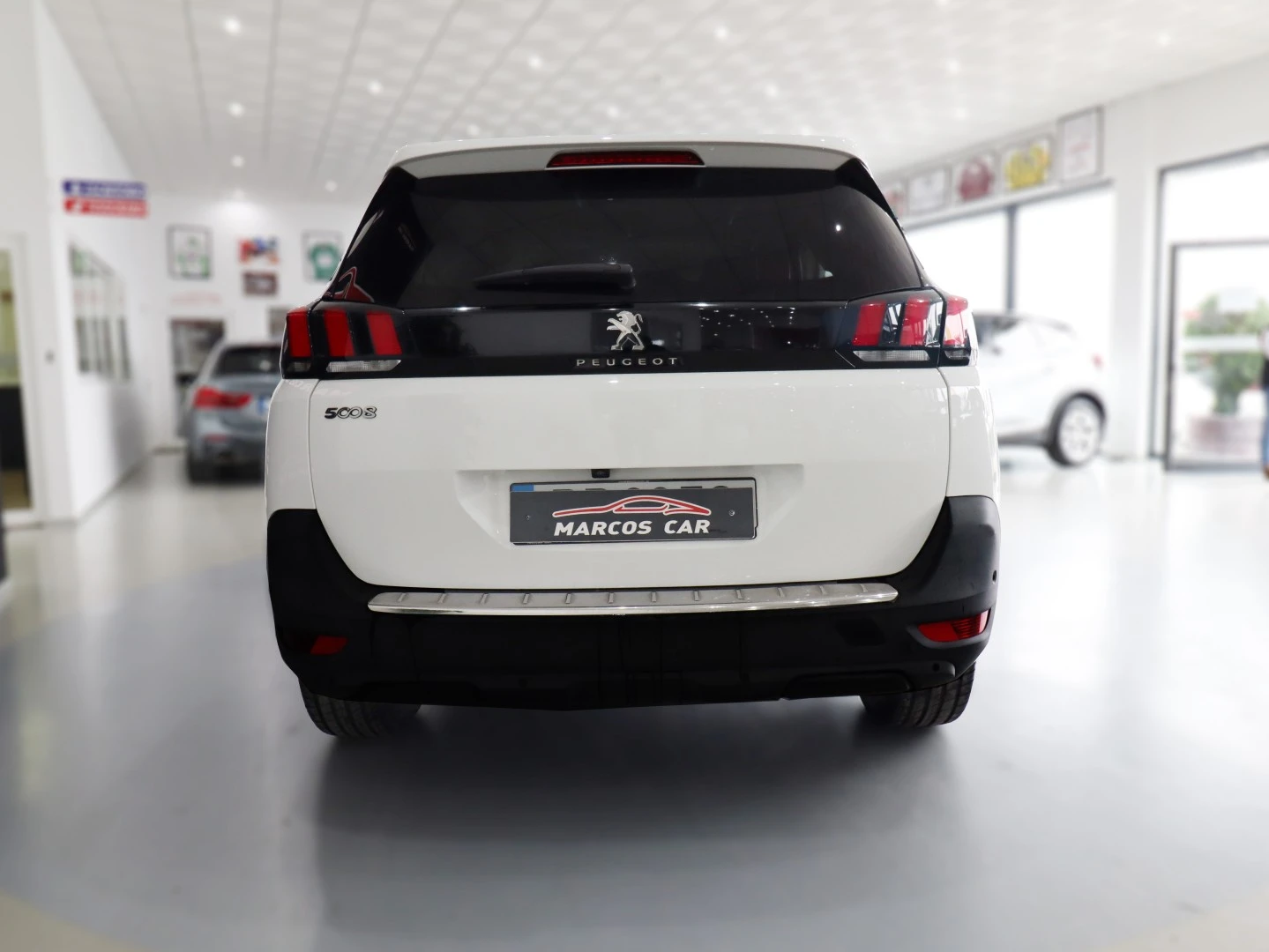 Peugeot 5008 1.6 BlueHDi Allure EAT6