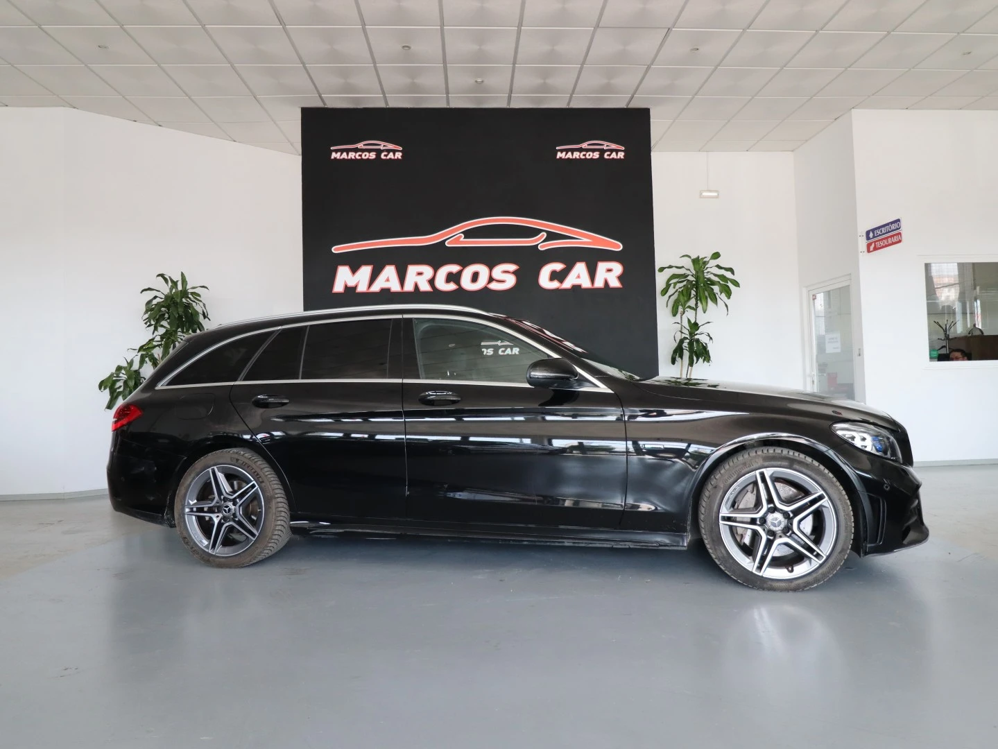 Mercedes-Benz C 300 de AMG Line