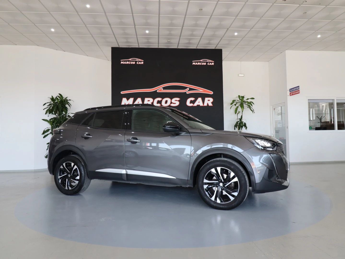 Peugeot 2008 1.2 PureTech Allure