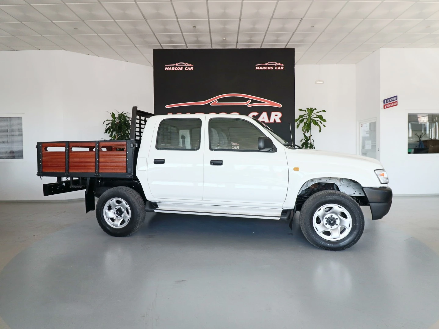 Toyota Hilux 2.5 D-4D CE AC