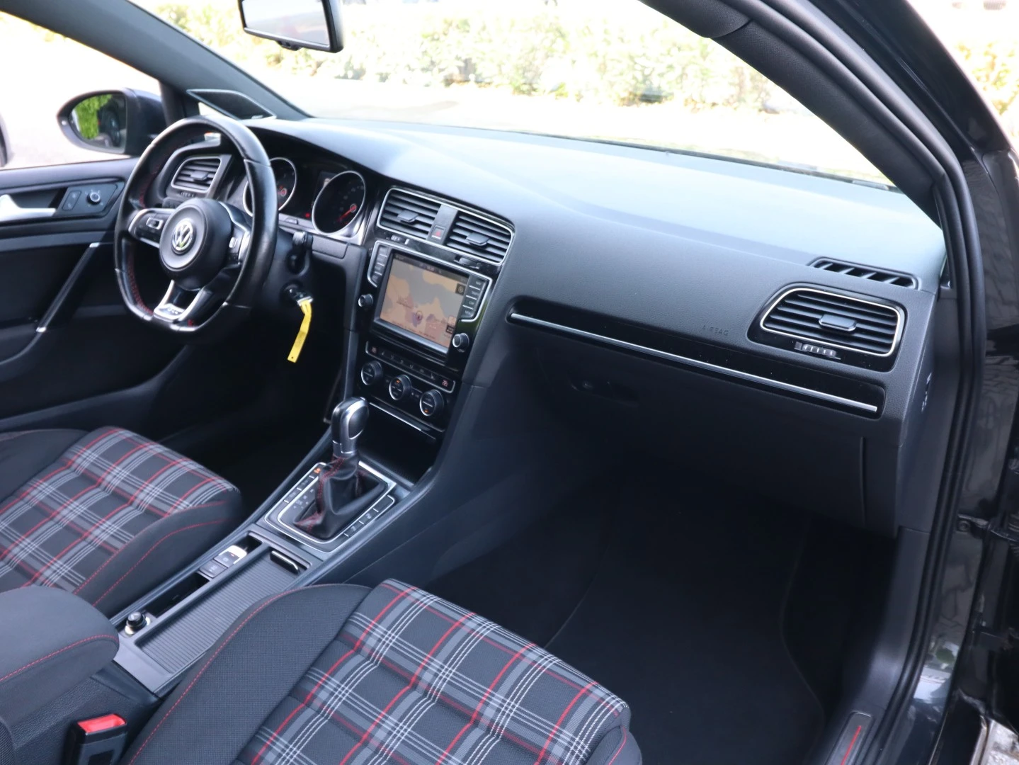 VW Golf 2.0 TSi GTi DSG Performance