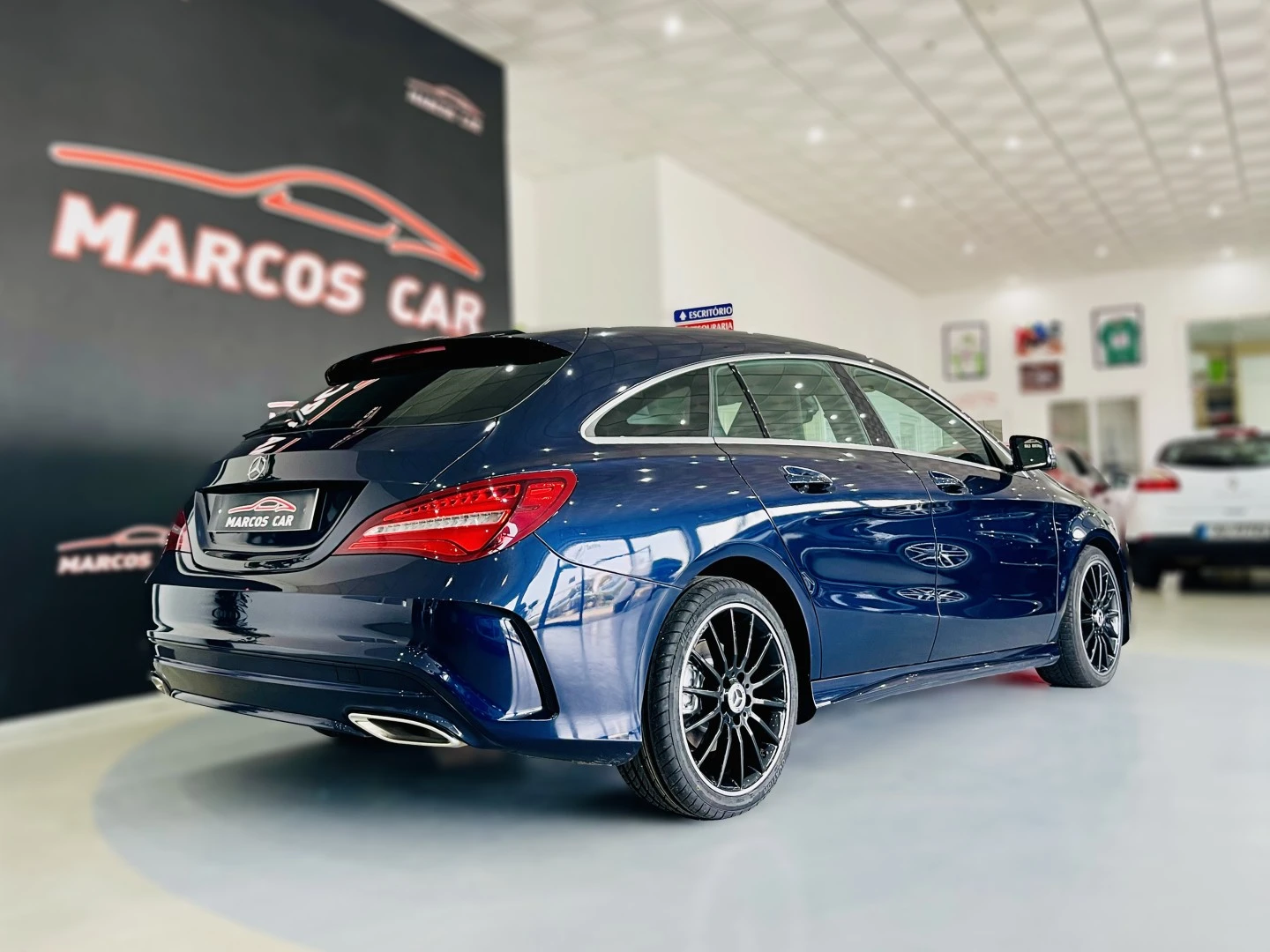 Mercedes-Benz CLA 200 d Shooting Brake AMG Line