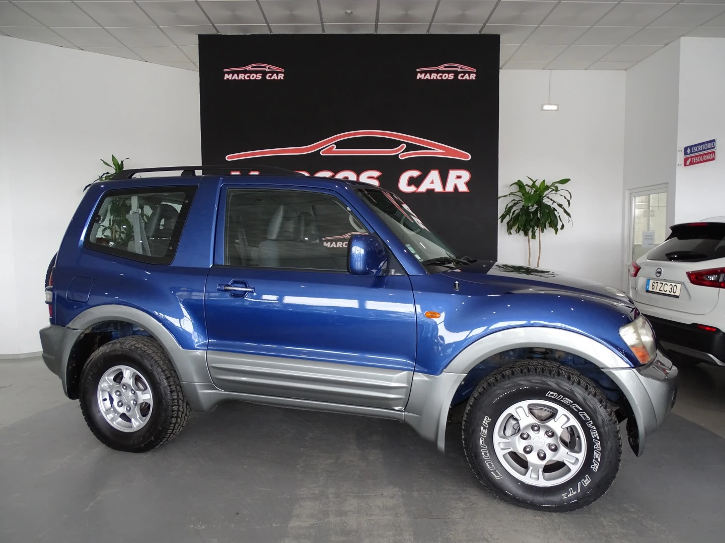 Mitsubishi Pajero 3.2 DI-D GLS ABS+CA