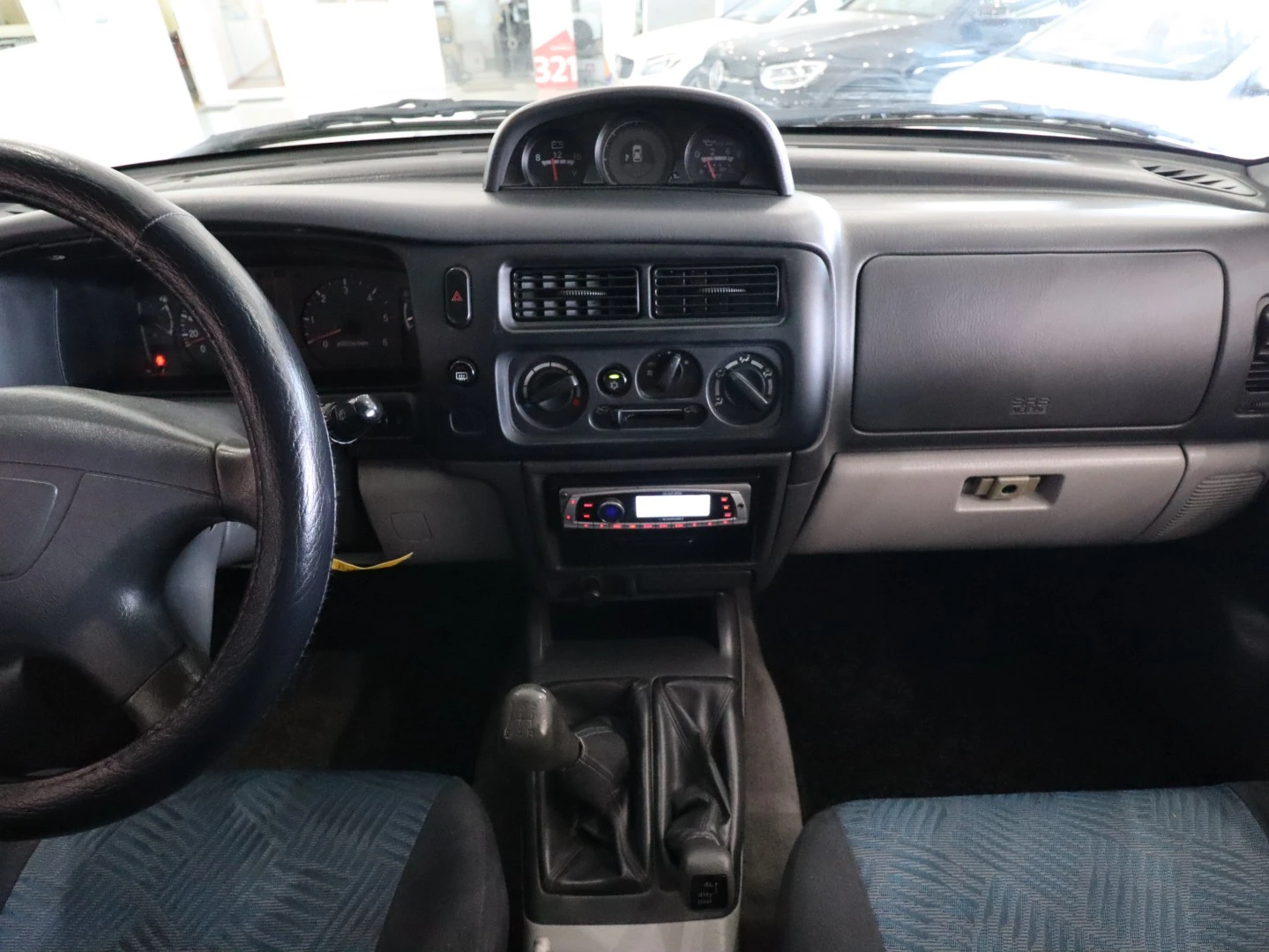 Mitsubishi Pajero Sport 2.5 TD GLS