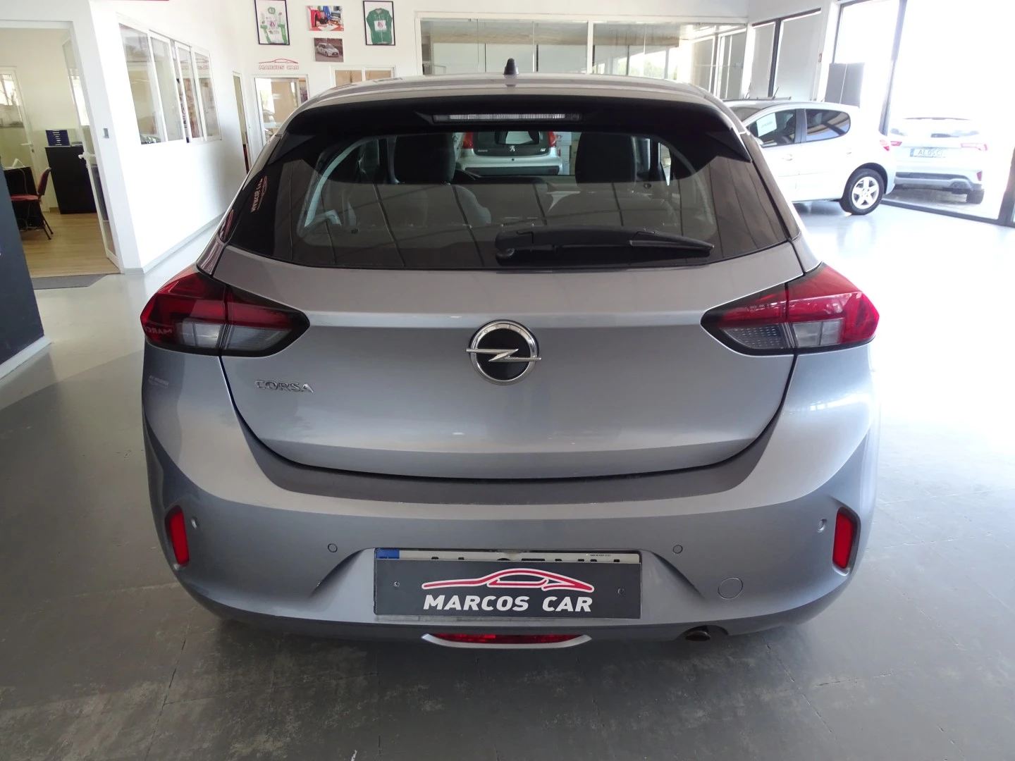 Opel Corsa 1.2 T Business Edition