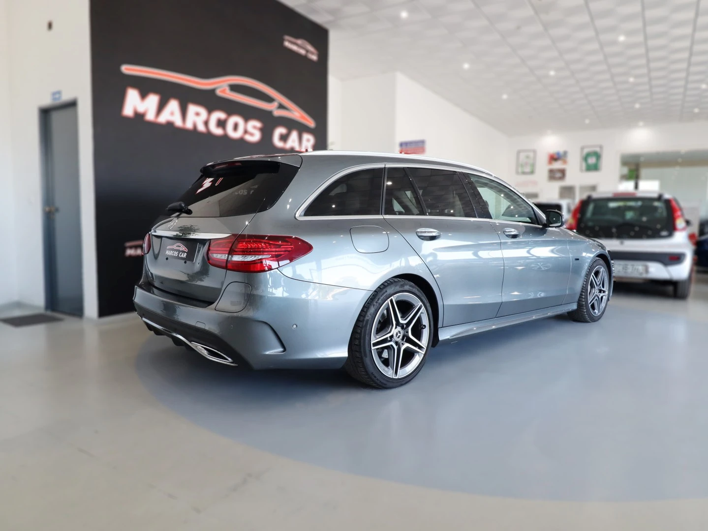 Mercedes-Benz C 300 Amg Line