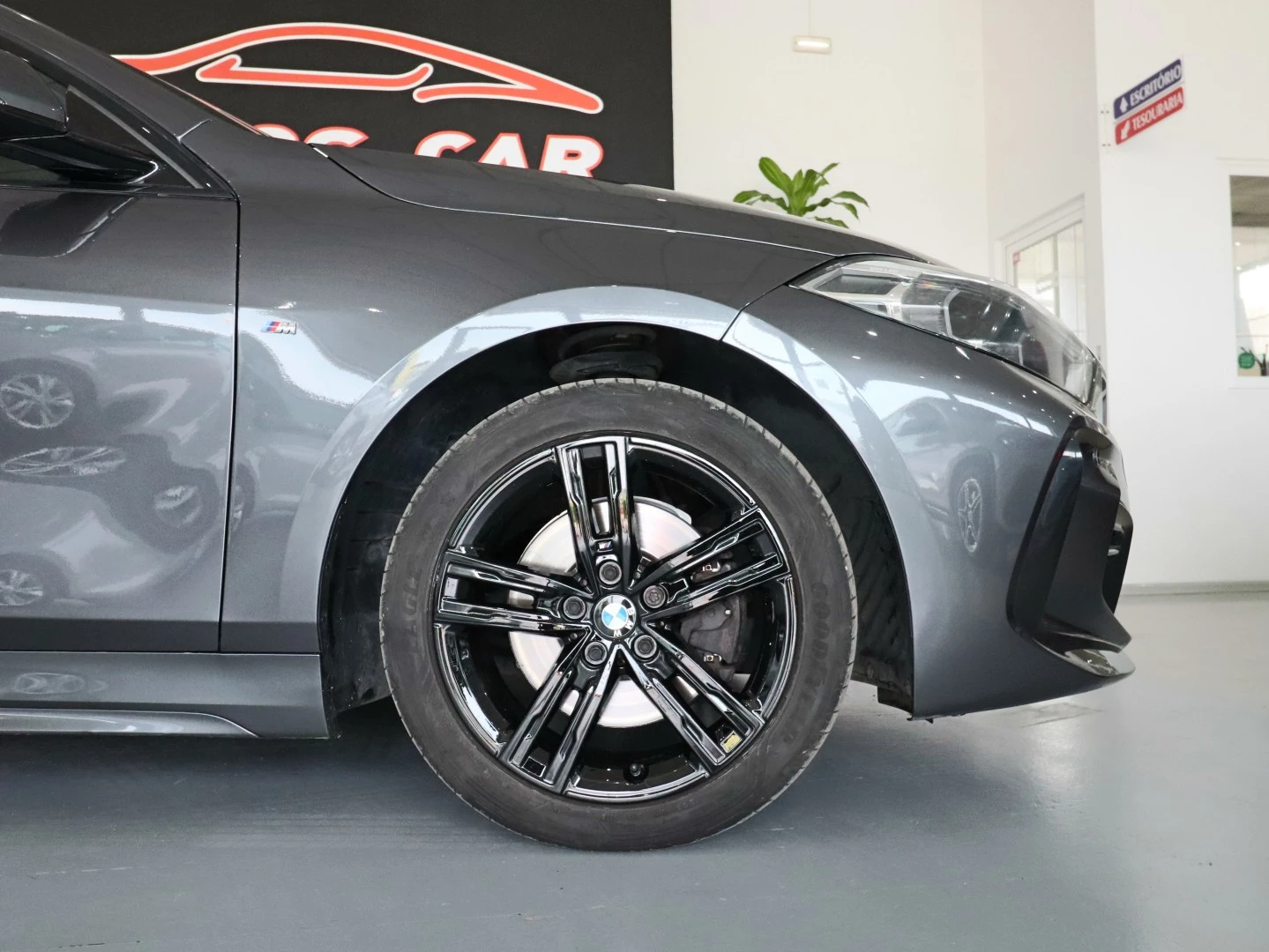 BMW 116 d Pack Desportivo M