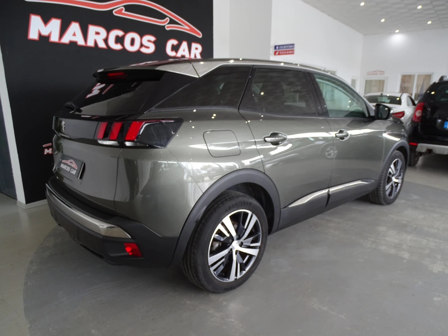 Peugeot 3008 1.5 BlueHDi Allure