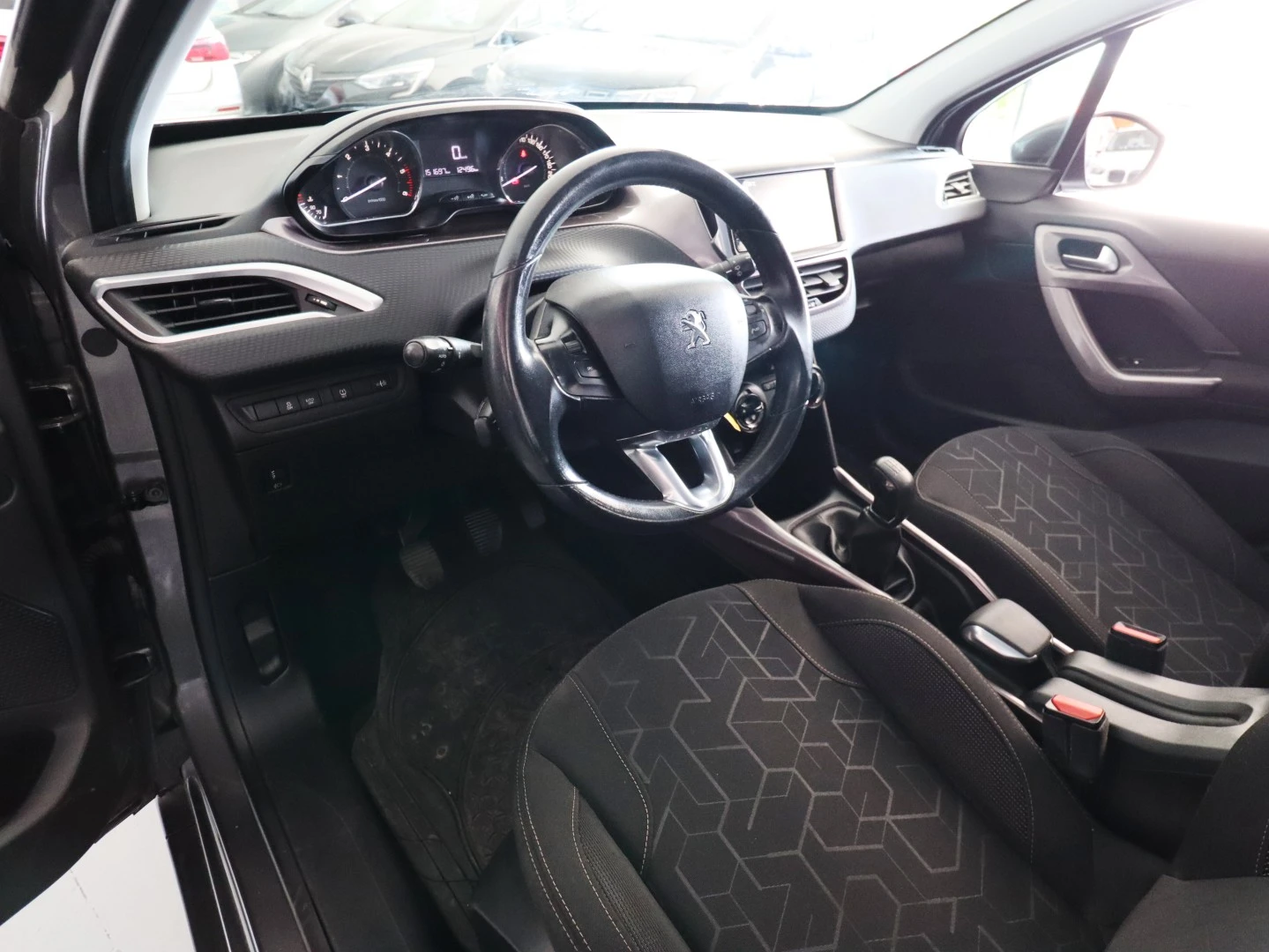 Peugeot 2008 1.6 e-HDi Active