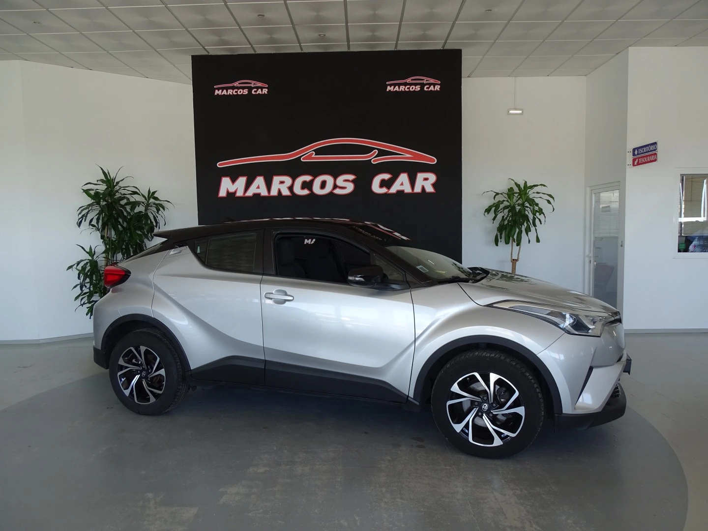 Toyota C-HR 1.2T Comfort