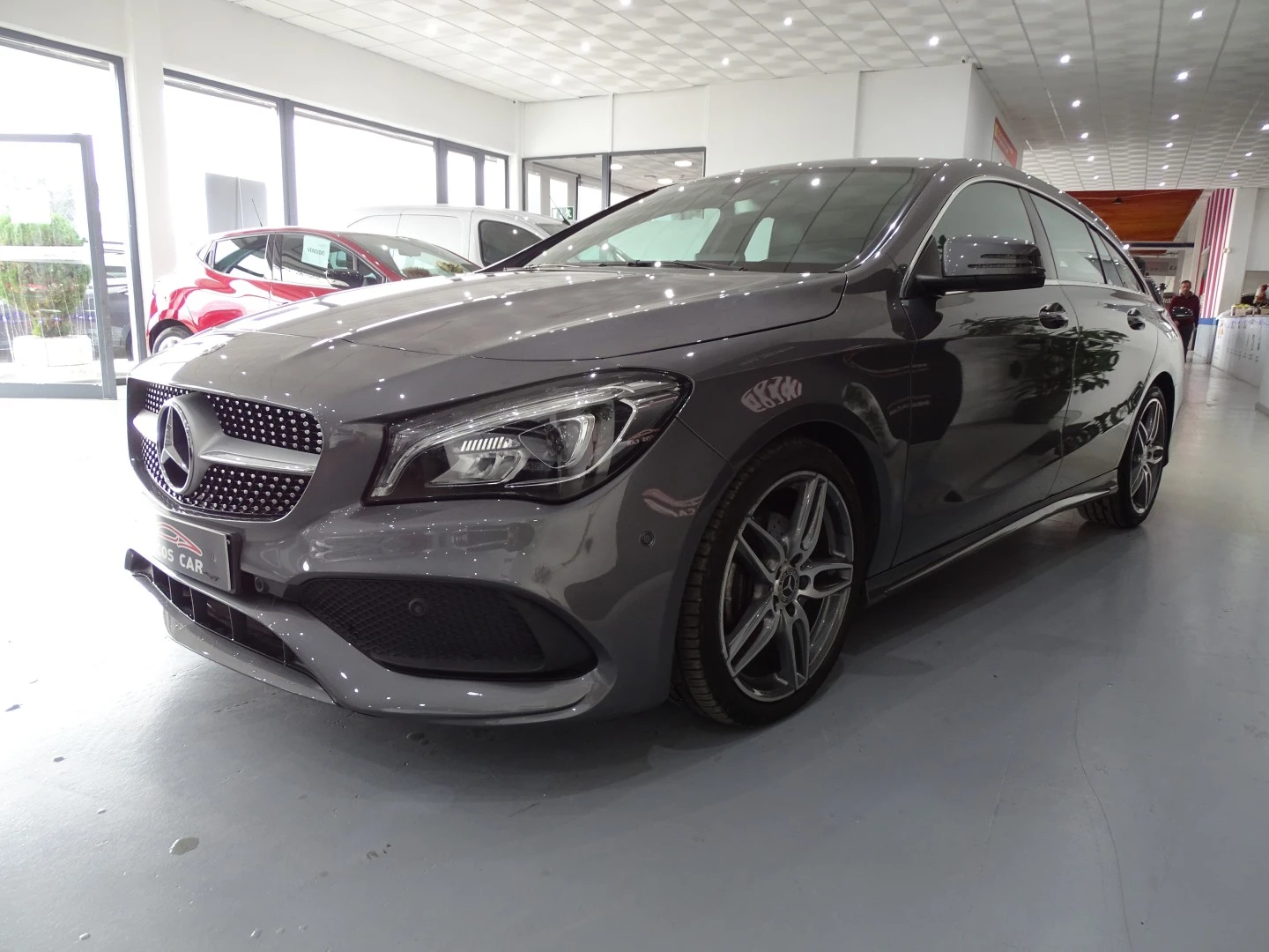 Mercedes-Benz CLA 180 d Shooting Brake AMG Line Aut.