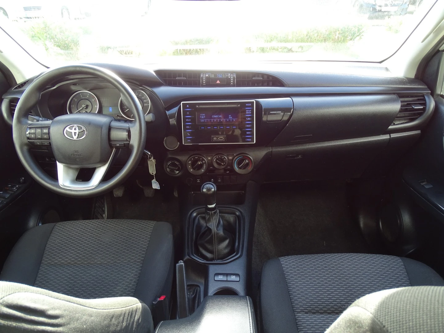 Toyota Hilux 2.4 D-4D 4WD CD CH