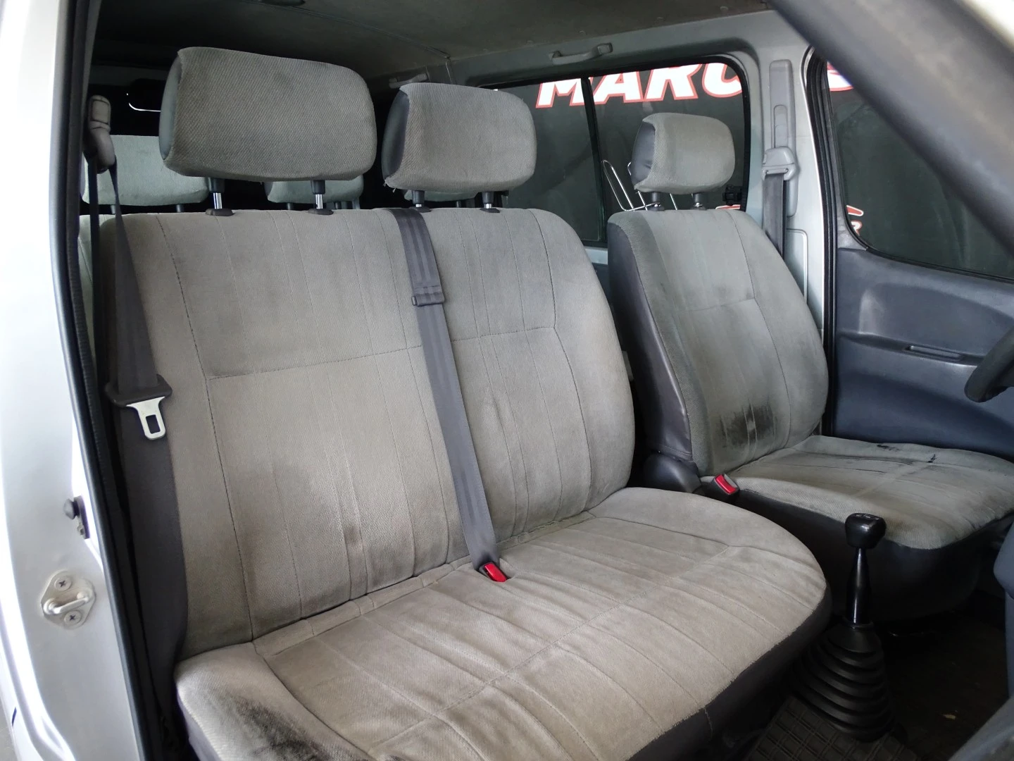 Toyota HiAce 2.4 D LXH12LG