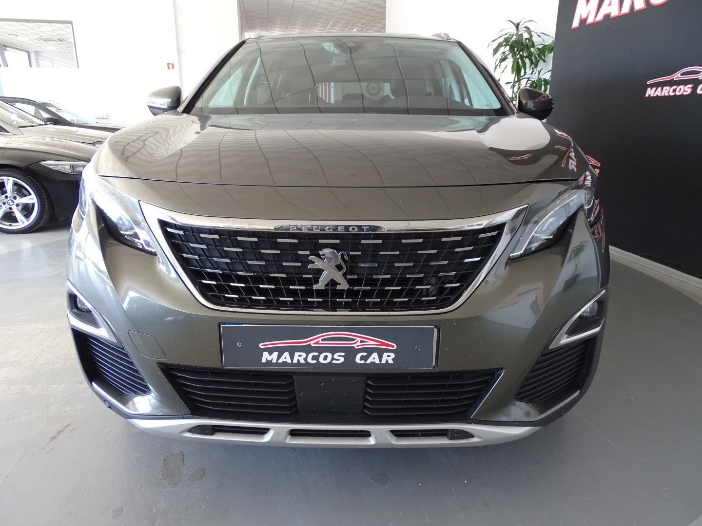 Peugeot 5008 1.5 BlueHDi Allure EAT8