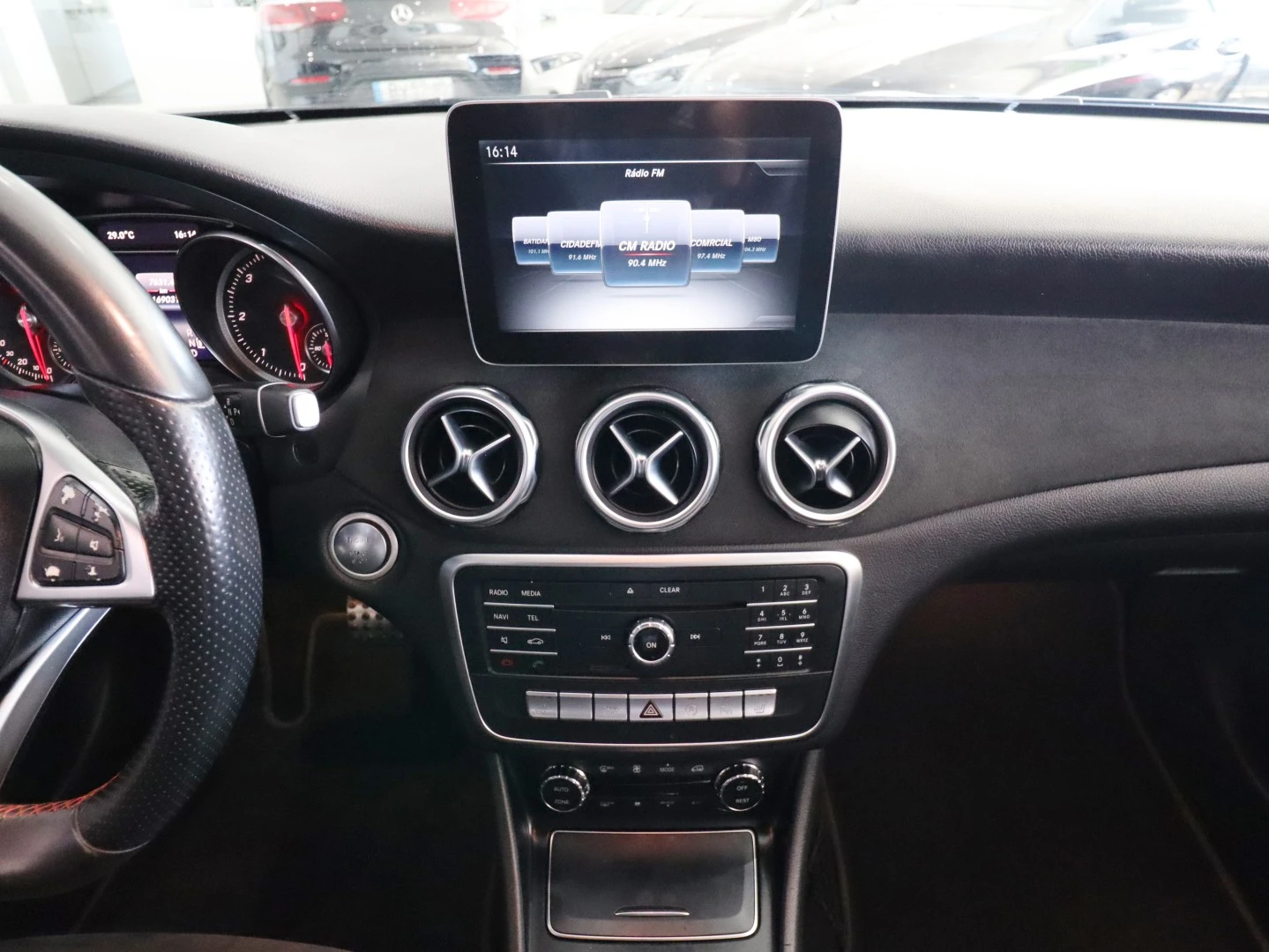 Mercedes-Benz GLA 220 d 7G-DCT AMG Line