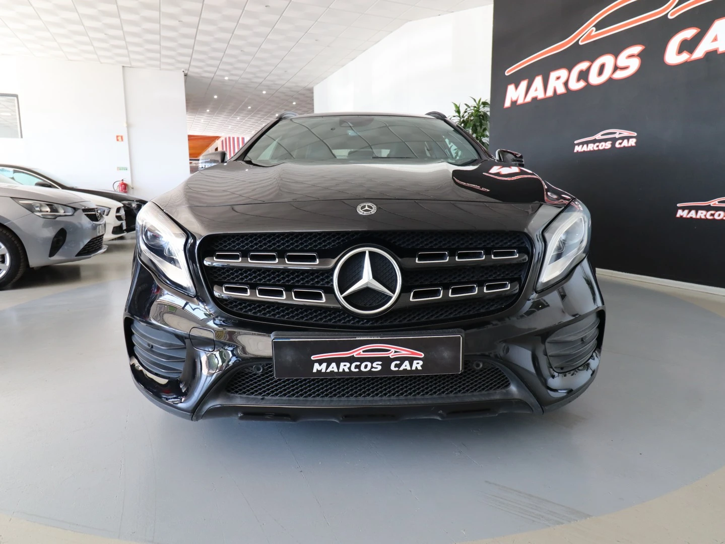 Mercedes-Benz GLA 220 d 7G-DCT AMG Line