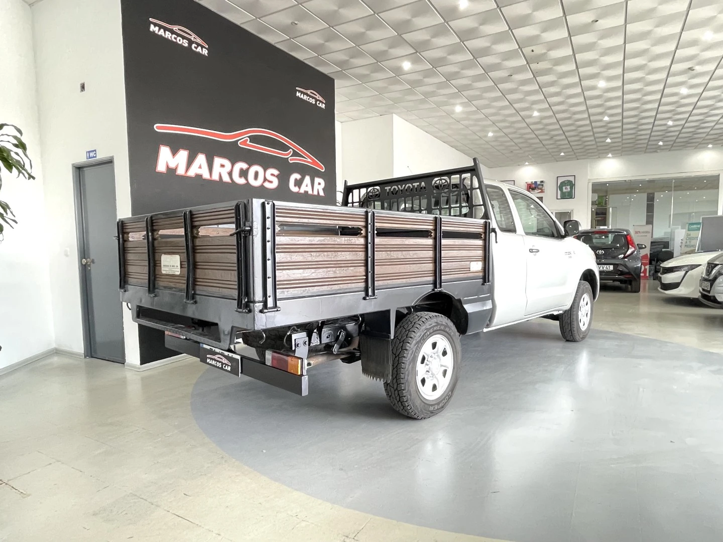 Toyota Hilux 2.5 D-4D 4WD CE CM AC