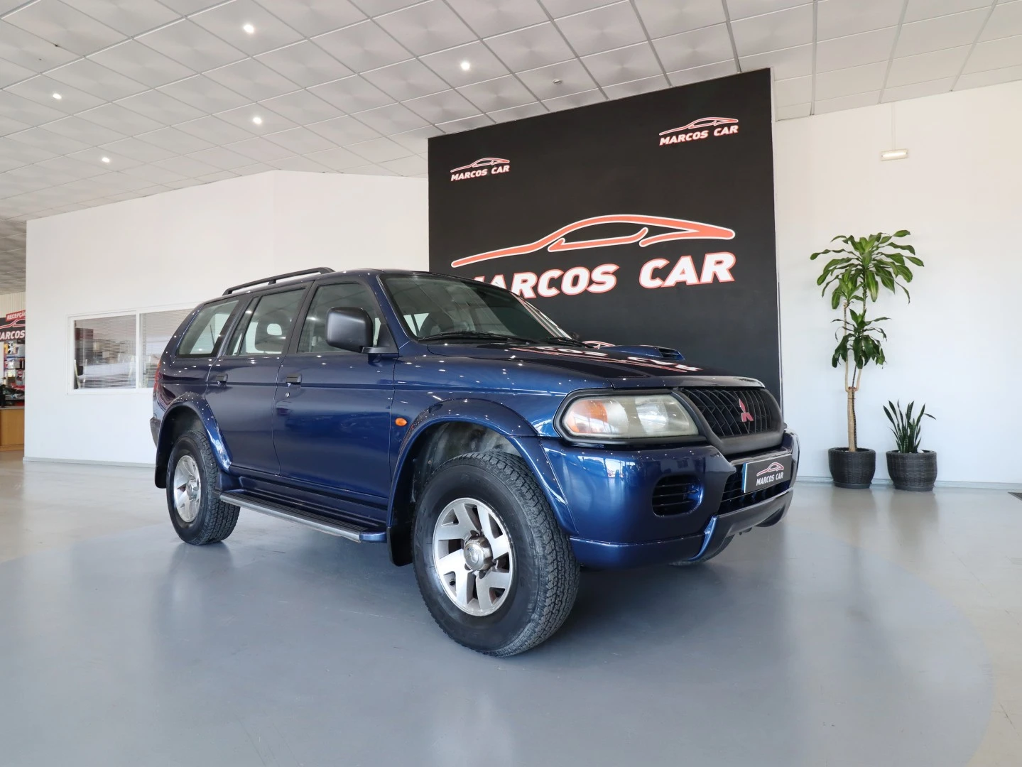 Mitsubishi Pajero Sport 2.5 TD GLS