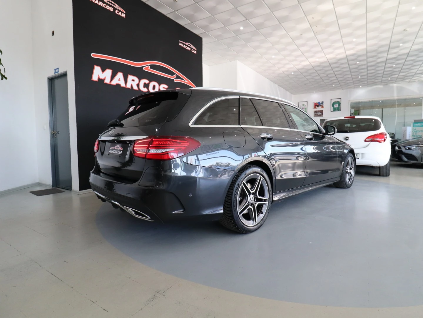 Mercedes-Benz C 300 de AMG Line