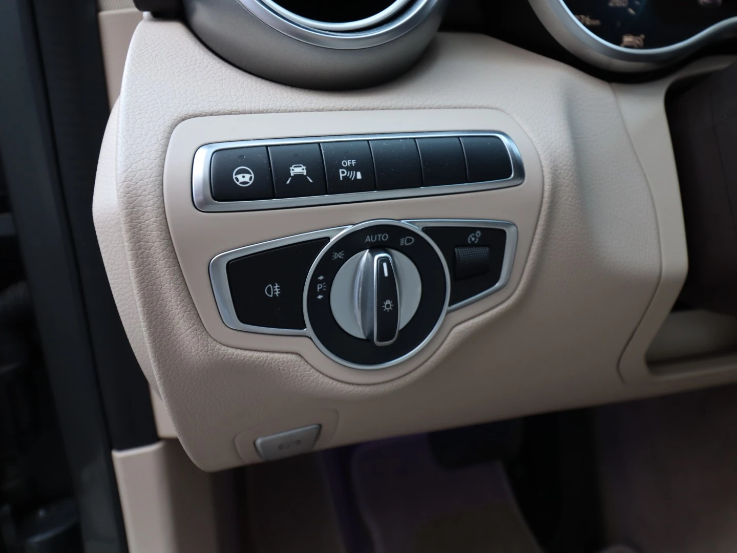 Mercedes-Benz C 300 Amg Line
