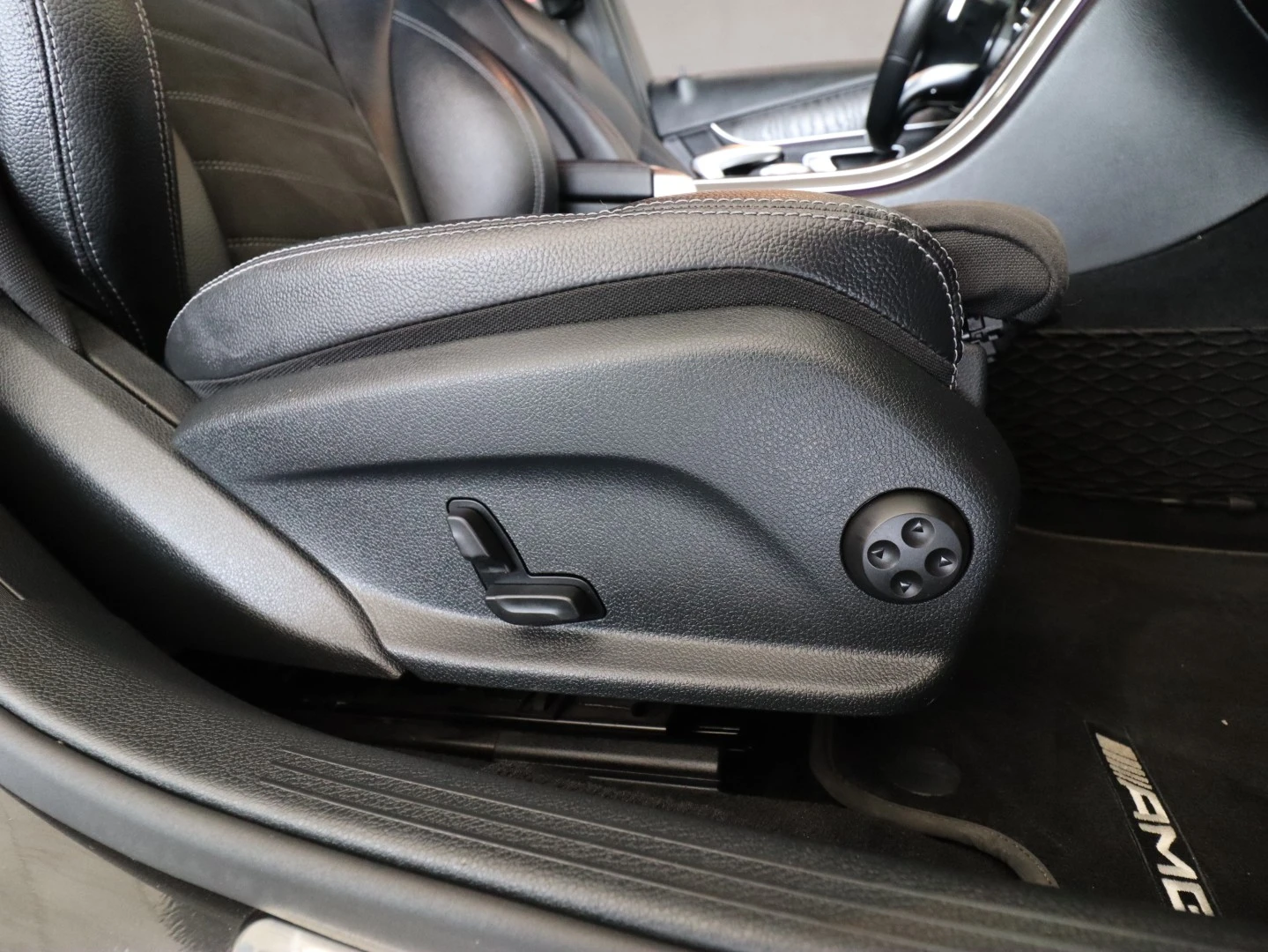 Mercedes-Benz C 300 de AMG Line