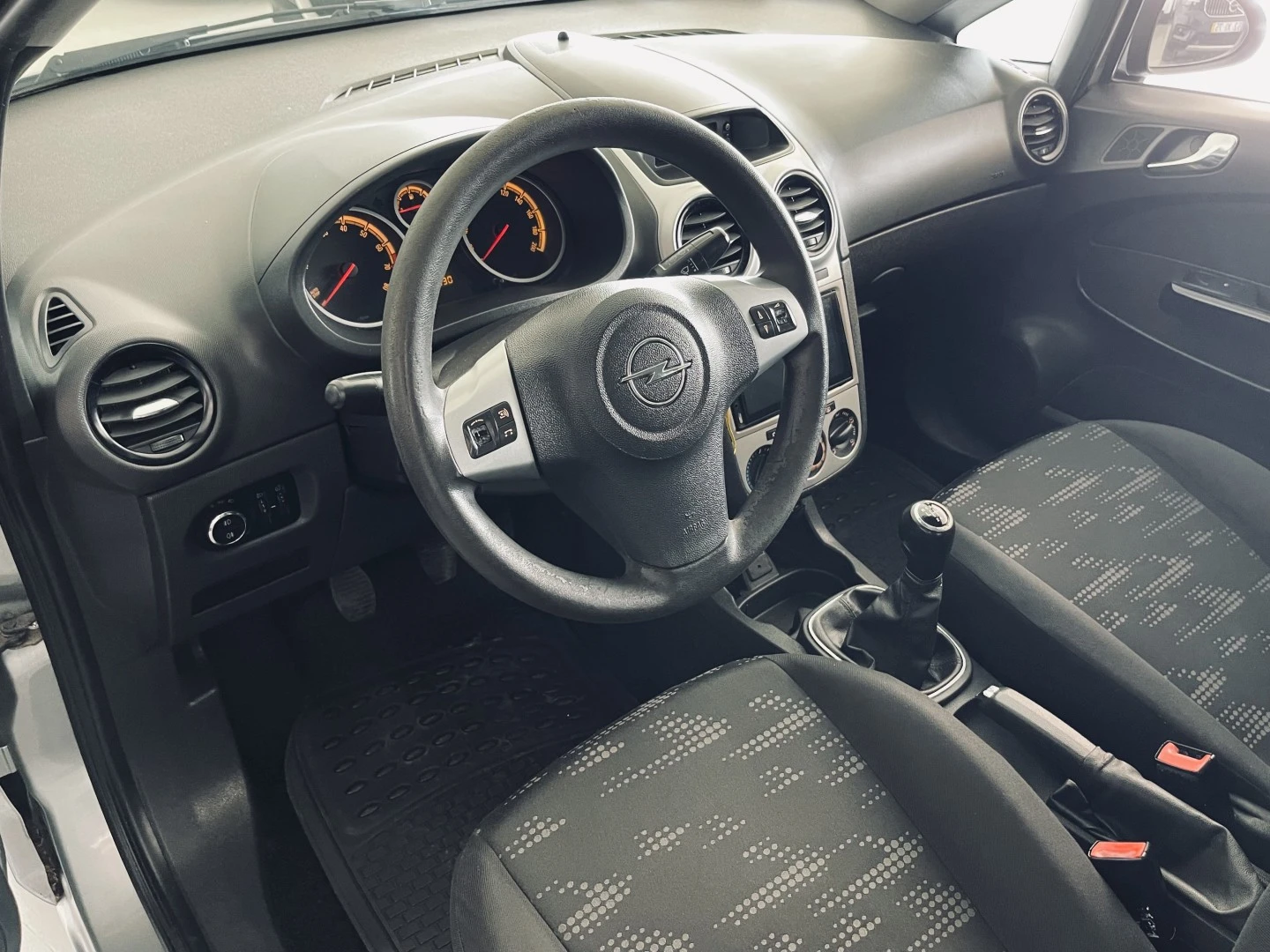Opel Corsa Njoy