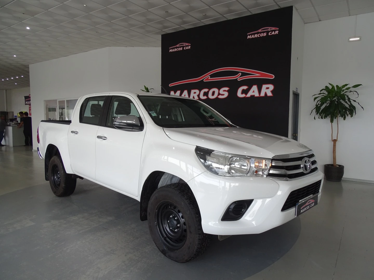 Toyota Hilux 2.4 D-4D 4WD CD CHallenge