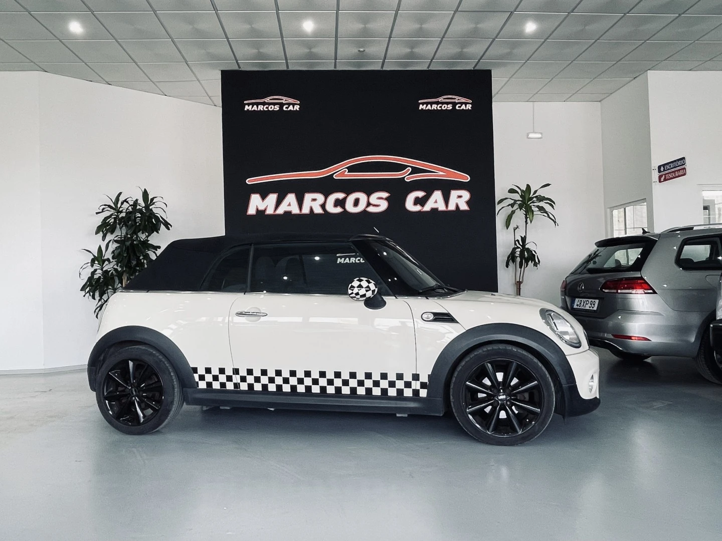 MINI Cabrio Cooper D