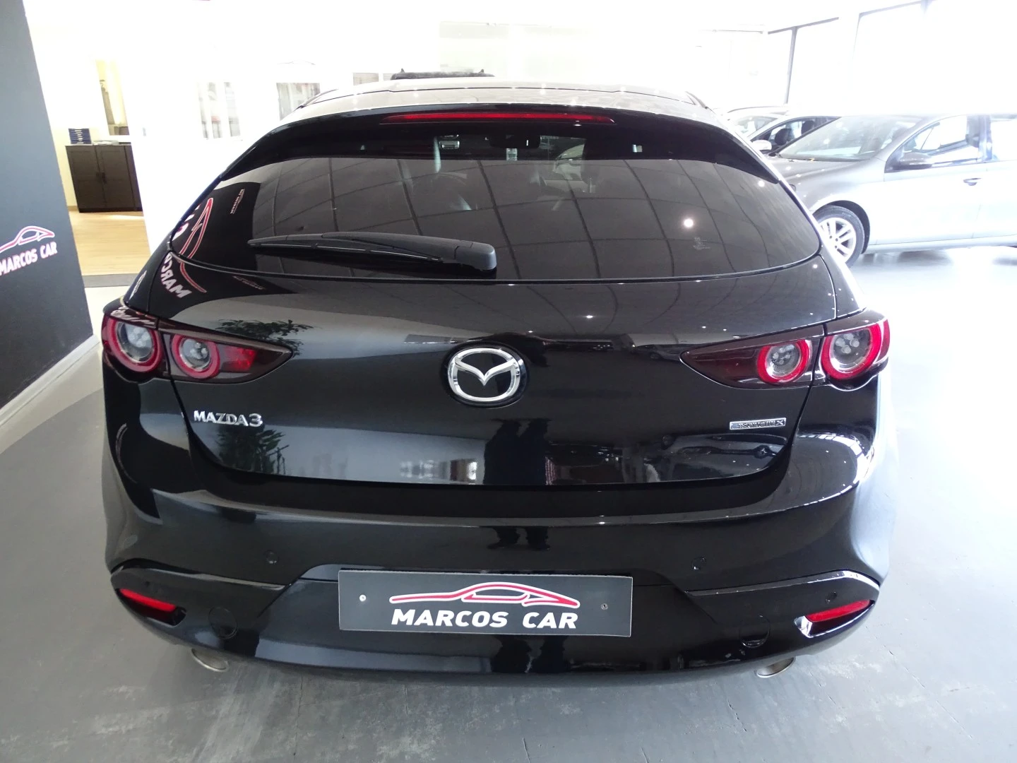 Mazda 3 2.0 e-Skyactiv-X Exclusive -line AWD Comb Daso Desi Sunr