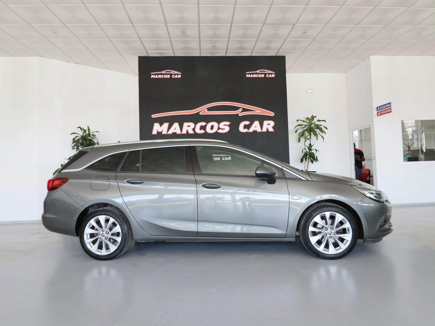 Opel Astra Sports Tourer 1.0 Business Edition S/S