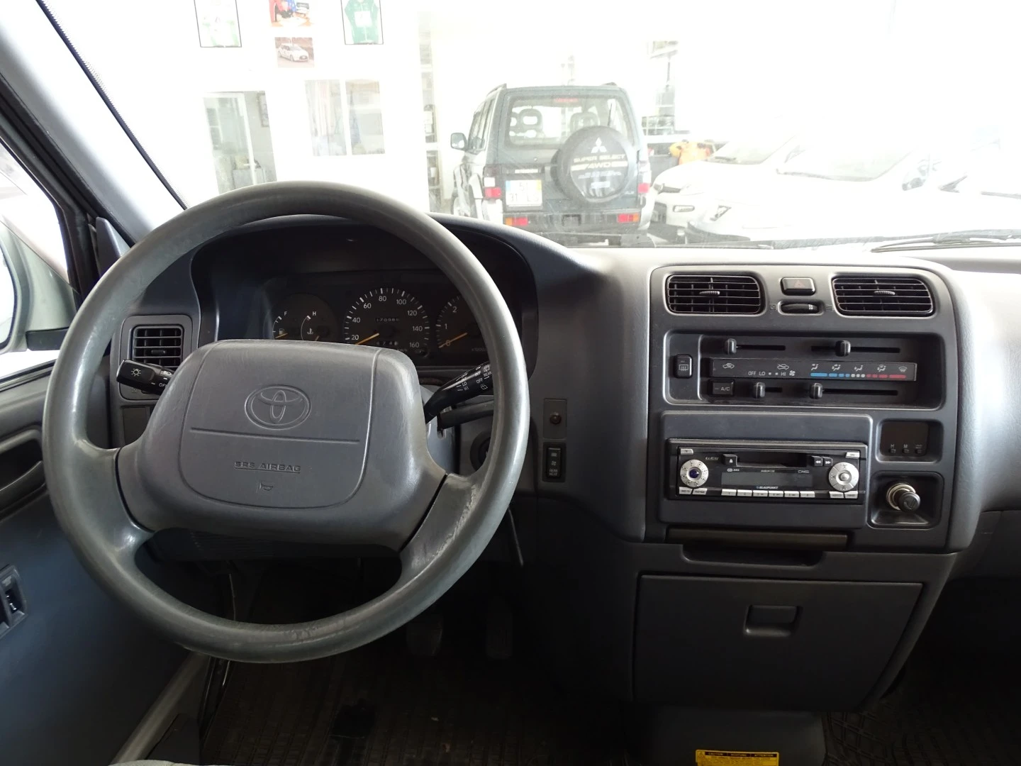 Toyota HiAce 2.4 D LXH12LG