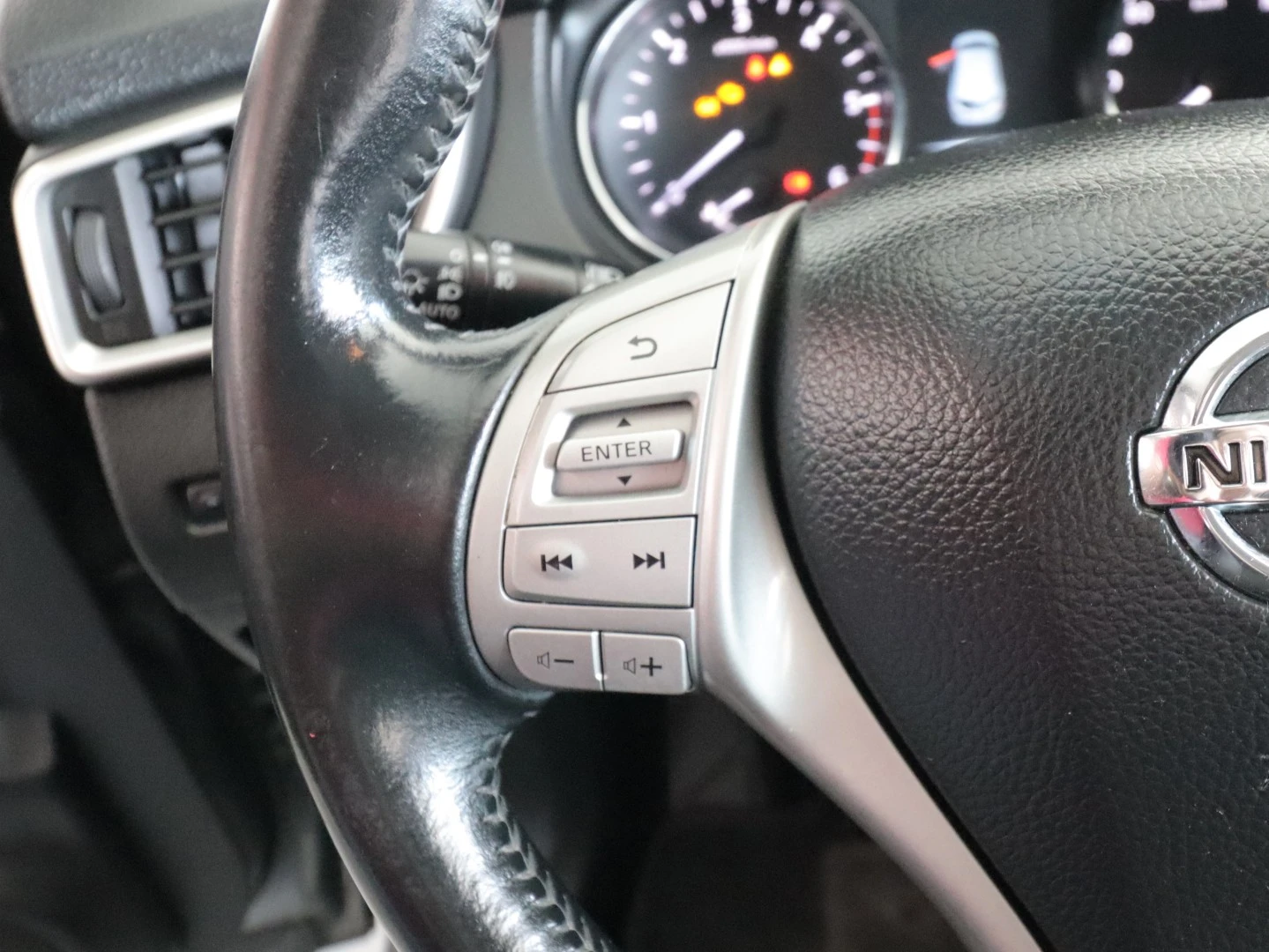 Nissan Qashqai 1.5 dCi Tekna Premium A+C