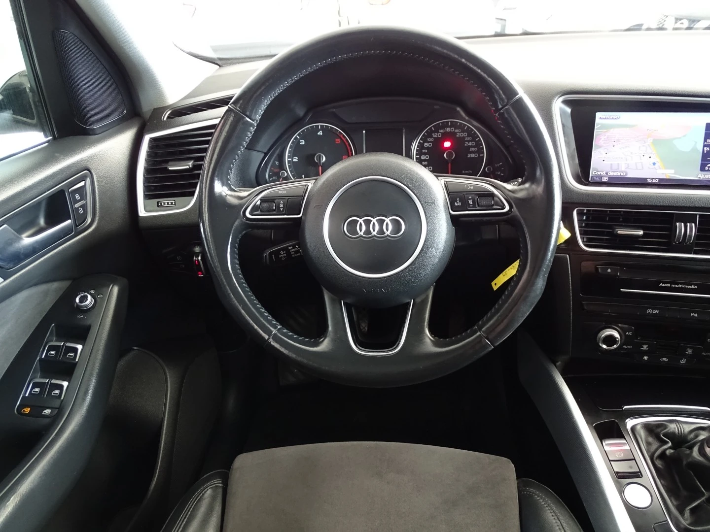 Audi Q5 2.0 TDi Business Line S-line