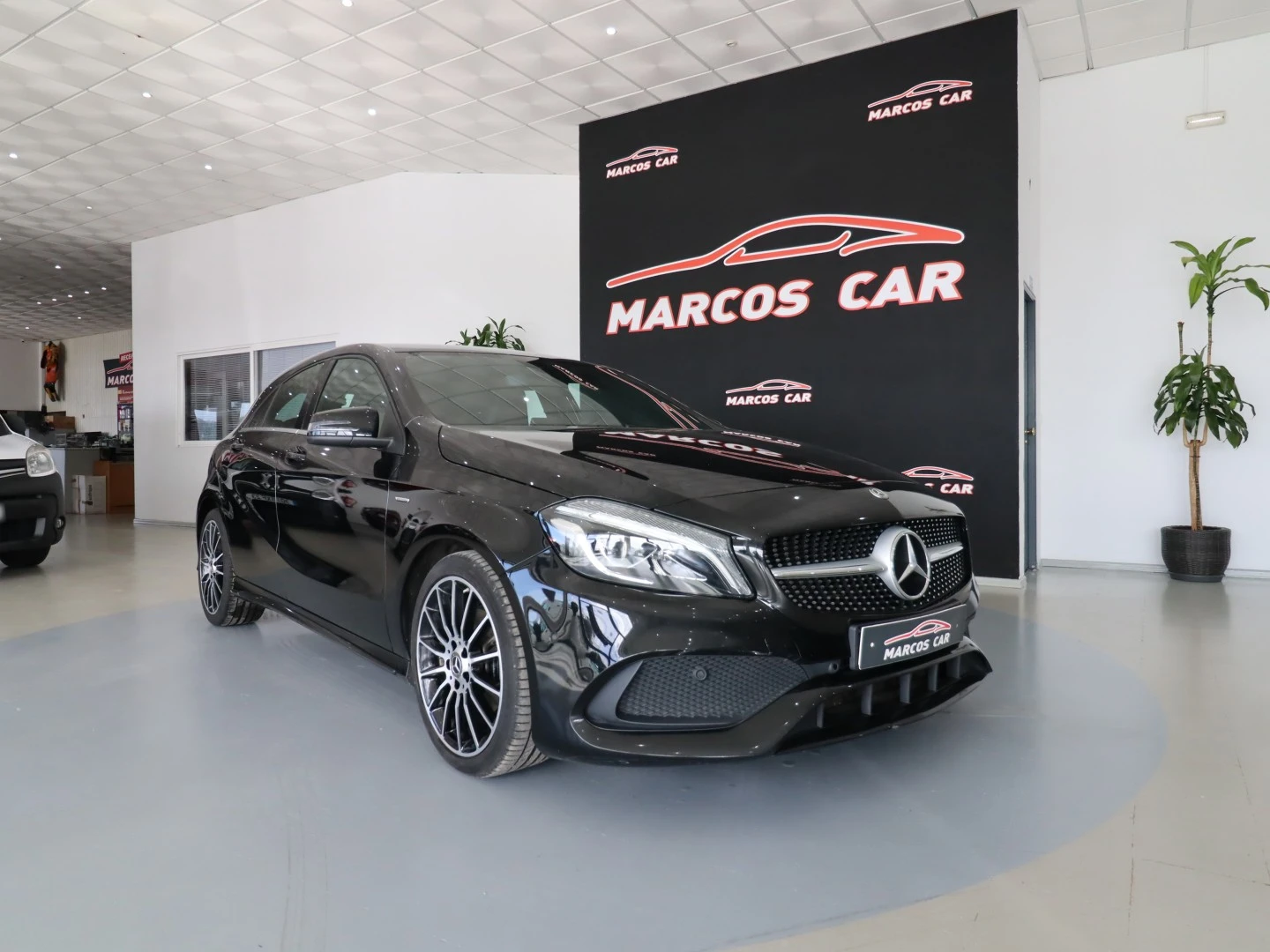 Mercedes-Benz A 180 CDI 7G-DCT AMG Line