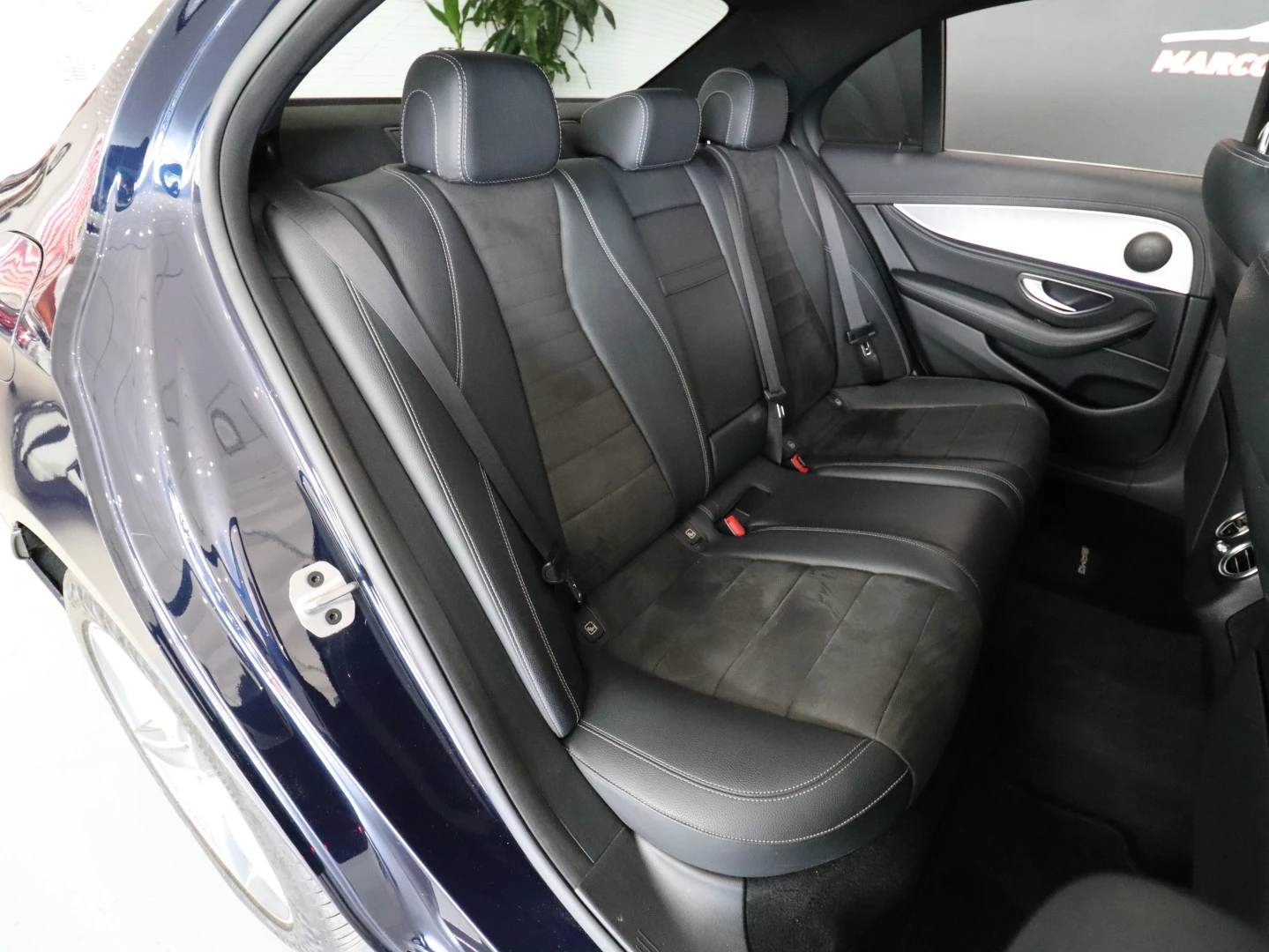 Mercedes-Benz E 300 De Avantgarde