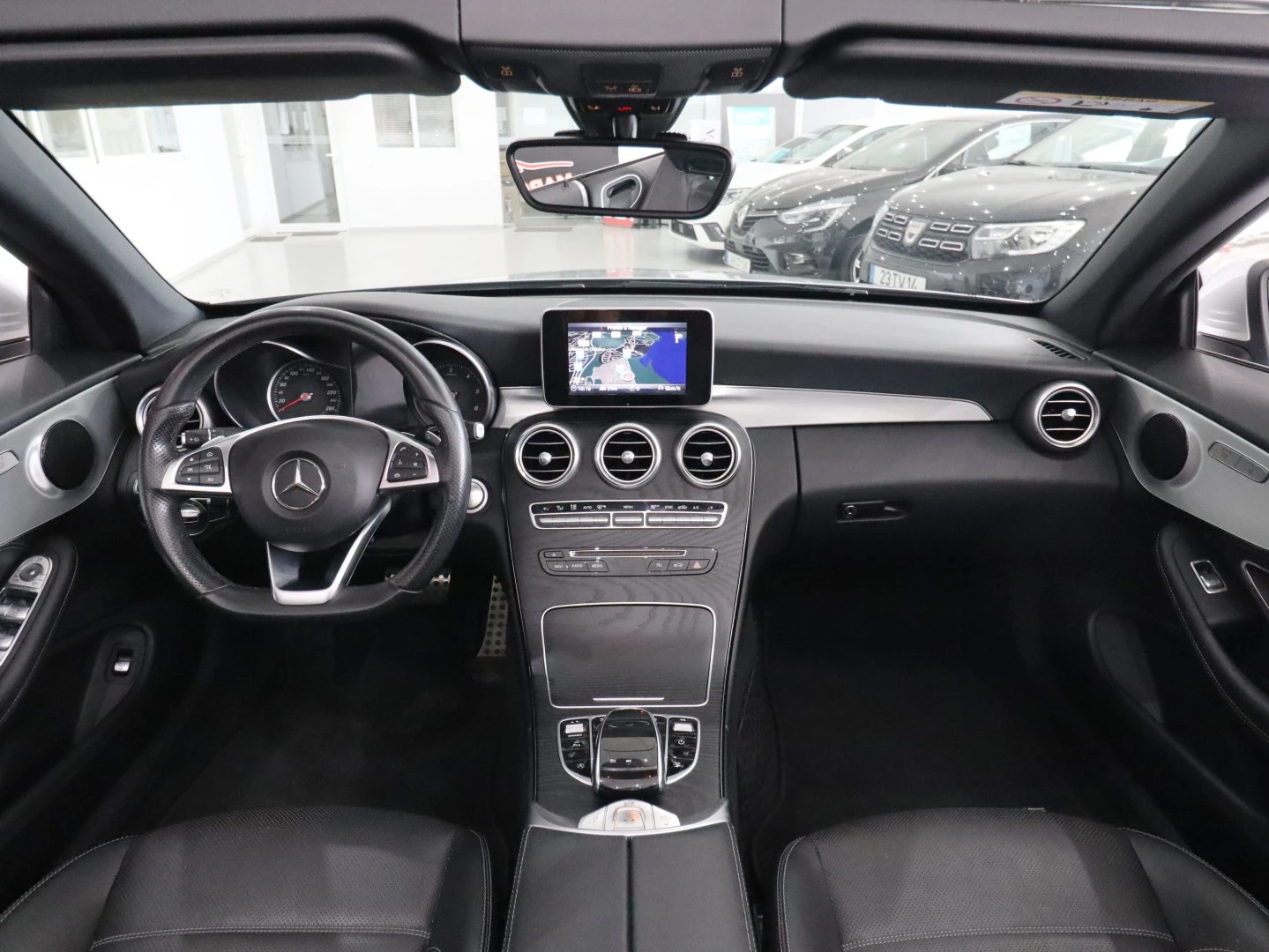 Mercedes-Benz C 220 d AMG LINE