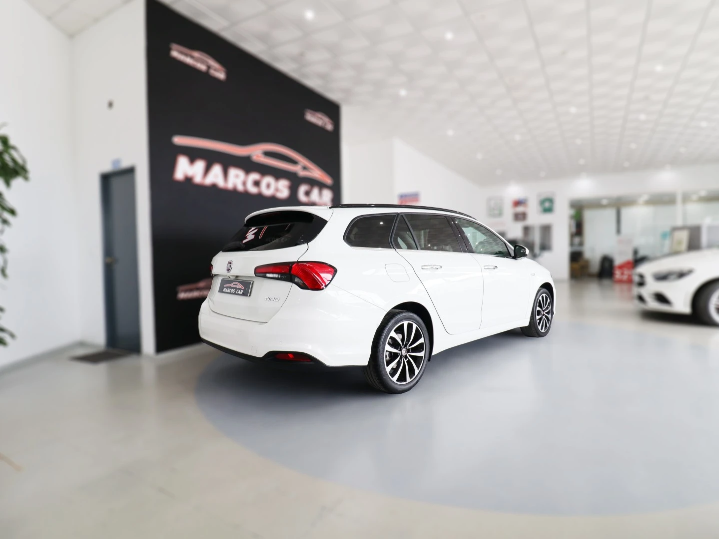 Fiat Tipo Station Wagon 1.6 M-Jet Lounge DCT