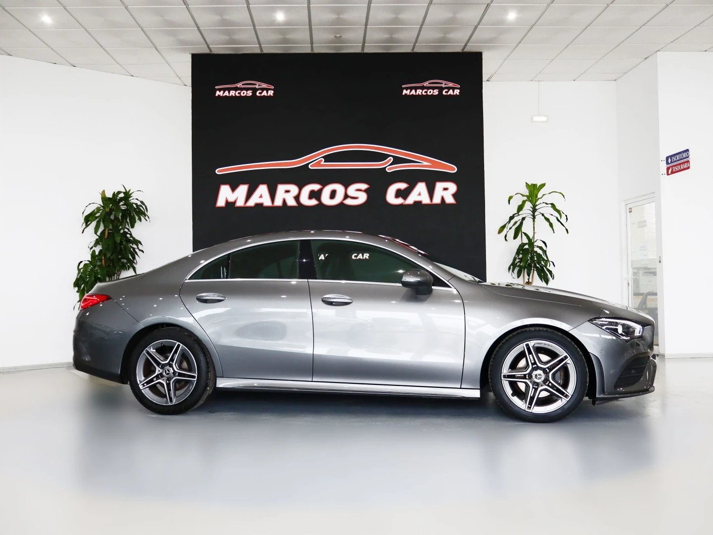 Mercedes-Benz CLA 180 d 7G-DCT AMG Line