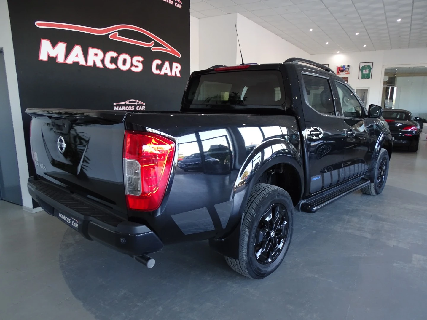 Nissan Navara 2.3 dCi CD 4WD N-Connecta Nav