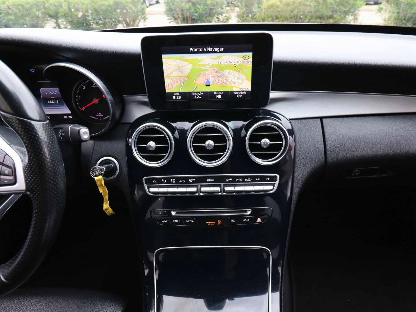 Mercedes-Benz C 300 BlueTEC Hybrid AMG Line