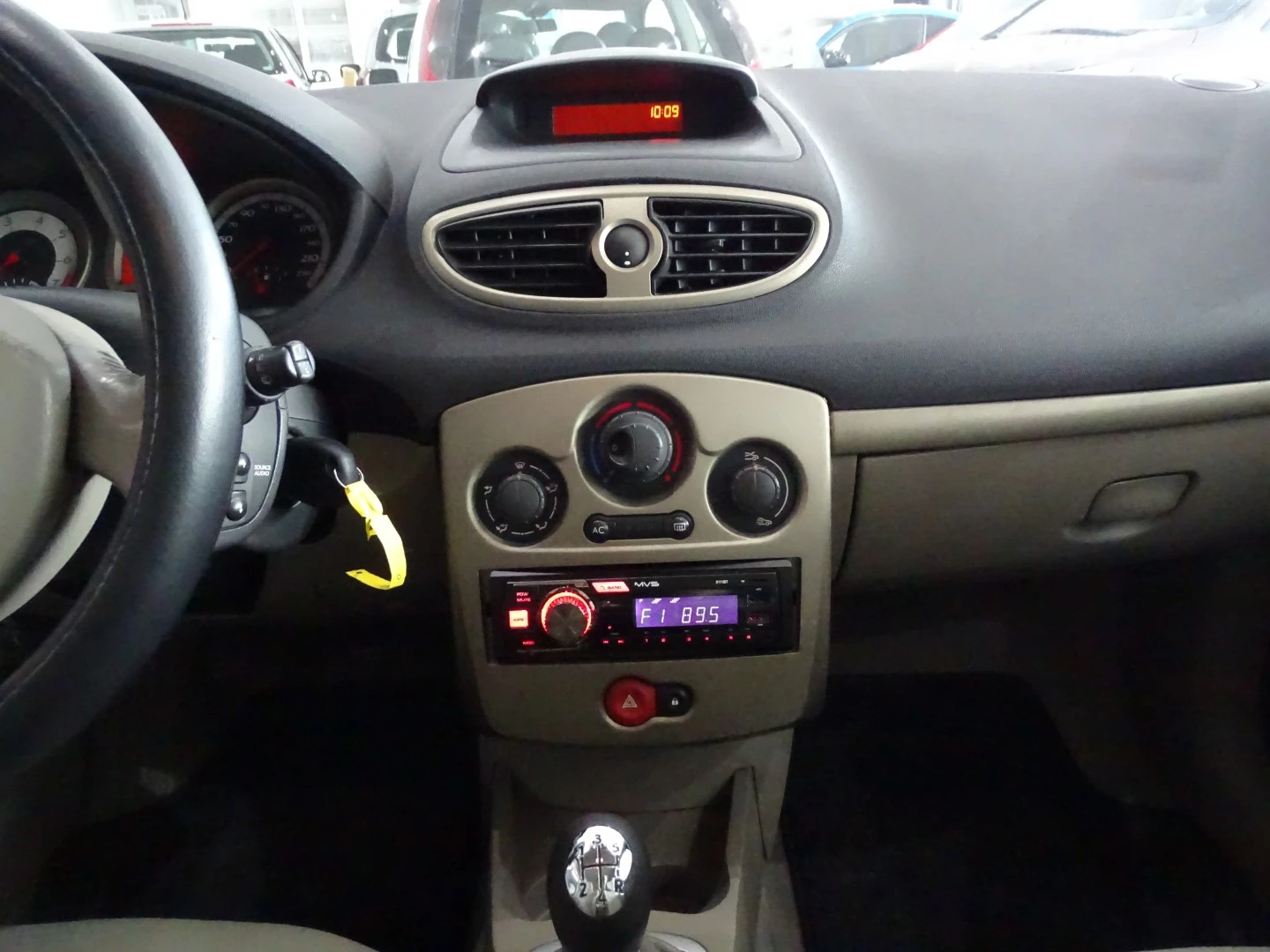 Renault Clio 1.2 16V Confort