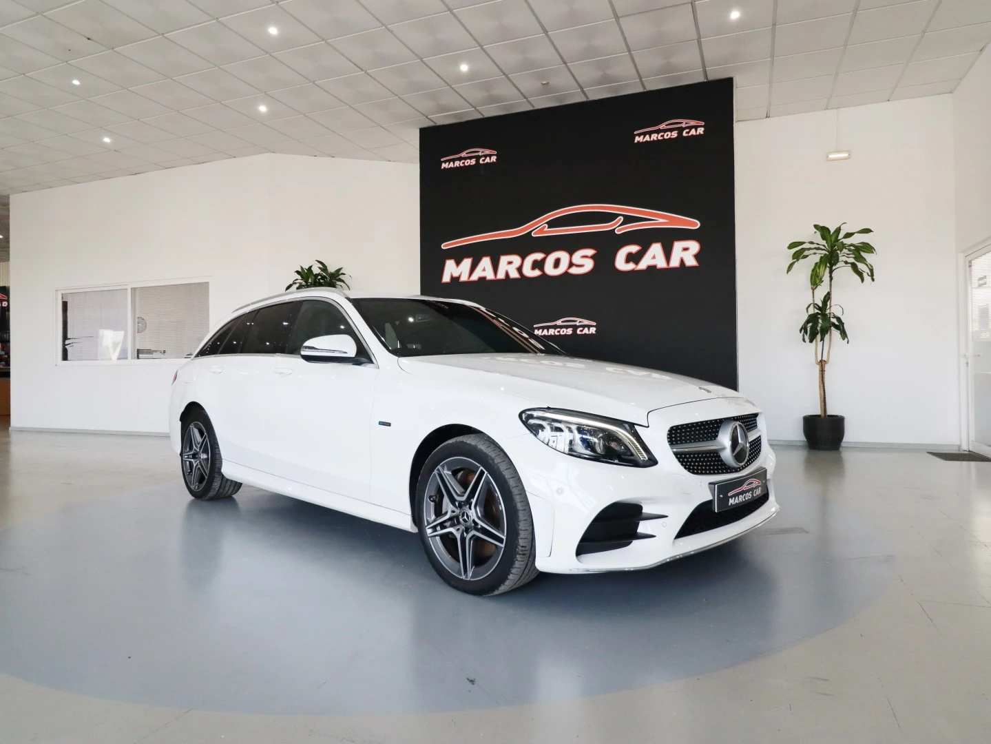 Mercedes-Benz C 300 de AMG Line