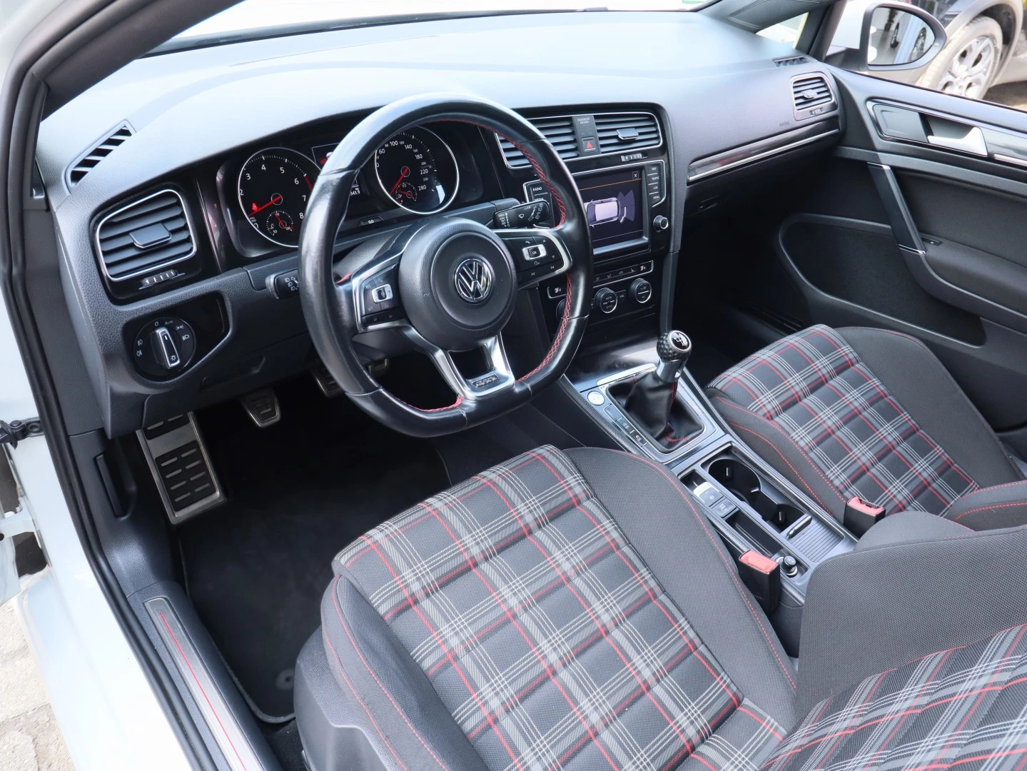 VW Golf 2.0 TSi GTi Performance