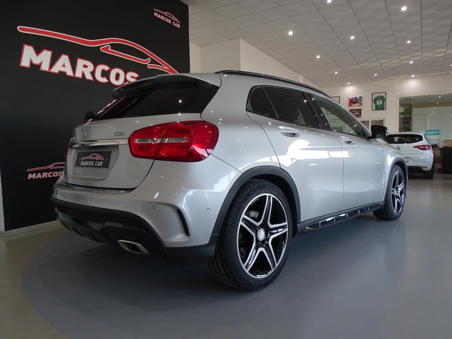 Mercedes-Benz GLA 200 CDi AMG Line