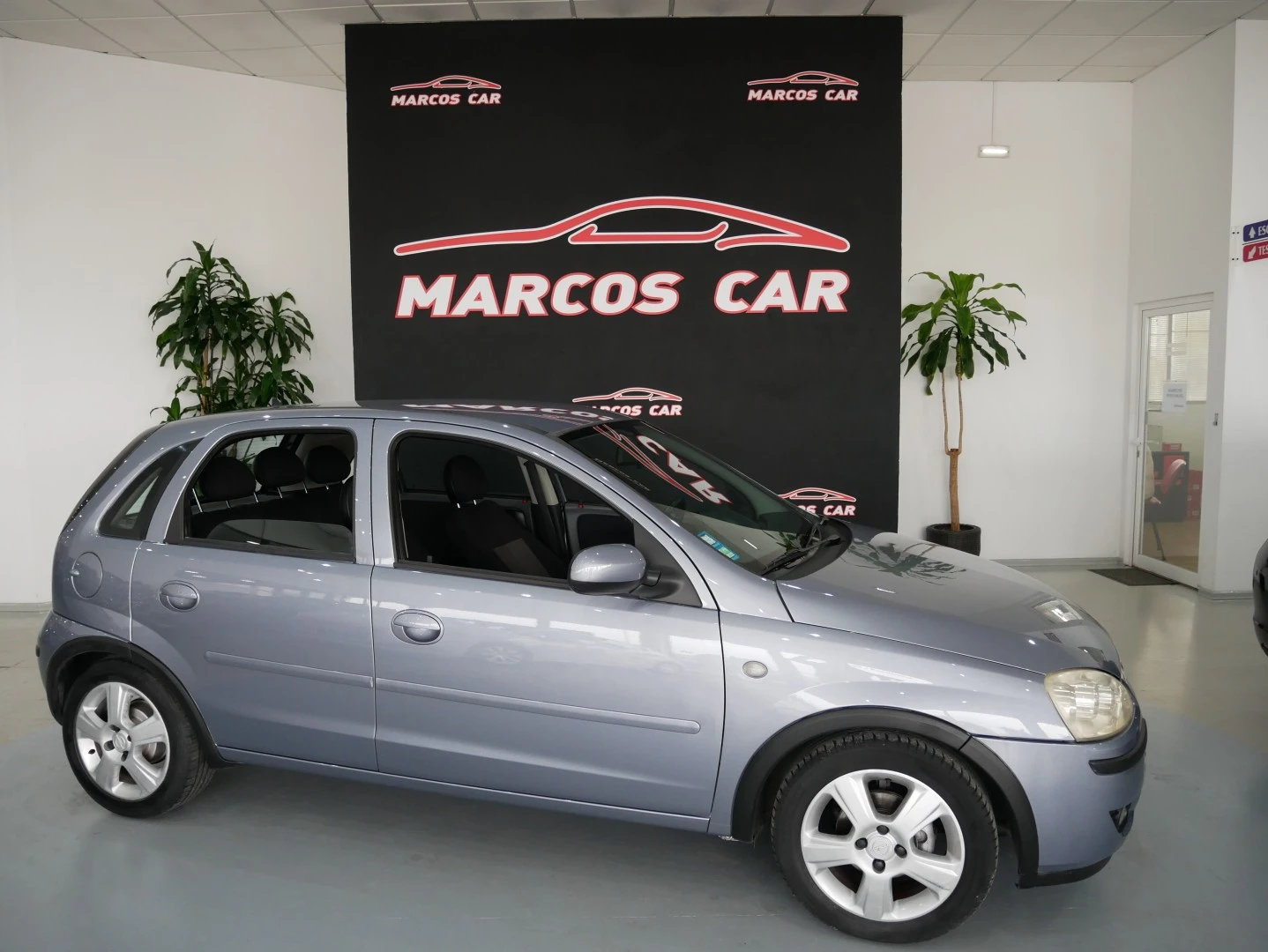 Opel Corsa 1.2 16V Essentia